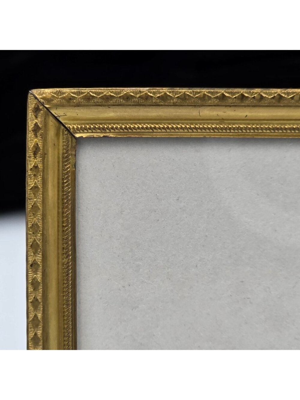 Gold Tone Ornate Vintage Picture Frame Embossed Detailing 2x3" PF59